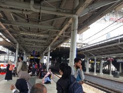 Jadwal KRL Commuter Line Jabodetabek Stasiun Bekasi dan Stasiun Cikarang Selasa 22 Oktober 2024