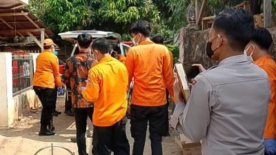 Warga Pekayon Jaya Mengendus Aroma Tak Sedap dari Kamar Kos, Ternyata Ini Penyebabnya
