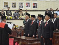 Unsur Pimpinan DPRD Kabupaten Bekasi Dilantik