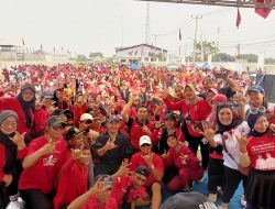 PDI Perjuangan Ajak Ribuan Warga Senam Sehat di Cibitung   