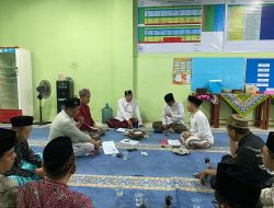 Jalankan Puasa Senin-Kamis, Tri Adhianto Berbuka Bersama Santri dan Ulama Fathul Baari