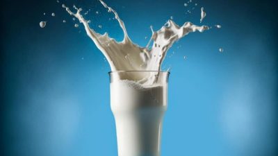 7 Manfaat Minum Susu Bagi Kesehatan Tubuh