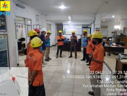 Disiplin untuk Keselamatan, PLN Bekasi Budayakan Kegiatan Safety Briefing Setiap Pagi   