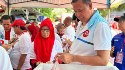 Tri Adhianto Jawab Keluhan Warga dengan Kartu Keren, Daging Ayam Cuma Rp26 Ribu Per Kg!
