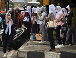 Pengusaha dan Pekerja “Wait and See” soal Kenaikan UMK 2025