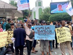 Penghasilan Sopir Angkot di Kota Bekasi Merosot Sejak BisKita Beroperasi