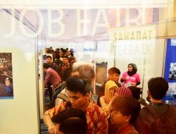 Pemohon Dokumen AK-1 di Disnaker Kota Bekasi Landai