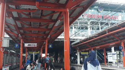 Jadwal KRL Commuter Line Jabodetabek Stasiun Bekasi dan Stasiun Cikarang Senin 18 November 2024