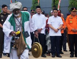 Riza Patria Ingatkan Kepala Desa di Kabupaten Bekasi Tak Terlibat Korupsi
