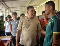 Tri Adhianto Seleksi Pemain U-15 Kota Bekasi, Talenta Muda Akan Dikirim Berlatih di Korea Selatan