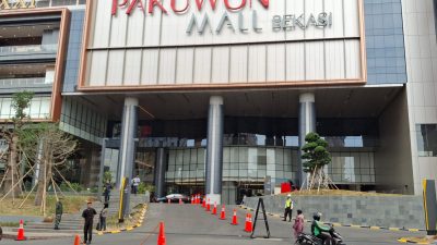 Pengunjung Pakuwon Mall Bekasi Keluhkan Kesulitan Parkir Motor
