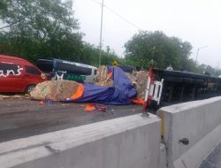 Ini Dugaan Penyebab Kecelakaan Beruntun di Km 92 Tol Purbaleunyi