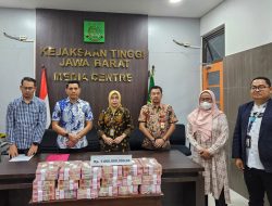 Kejari Terima Titipan Uang Pengganti Rp7 Miliar dari Dua Terdakwa Perkara Korupsi Dana PIP di Universitas Mitra Karya