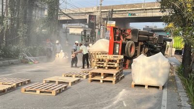 Jalan Cipendawa Rawalumbu “Dibedaki” Bubuk Pemutih Minyak, Ini Sebabnya