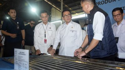 Kemendag Sita Baja Tak SNI Senilai Rp23,7 Miliar di Cikarang