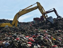 Pemkab Bekasi Imbau Masyarakat Kurangi Produksi Sampah Selama Nataru   