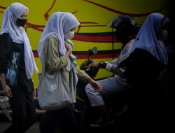 Buruh Bekasi Kawal Pleno Pengupahan di Provinsi