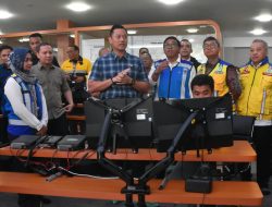 AHY Minta Petugas Call Center Jasa Marga Responsif Saat Nataru   