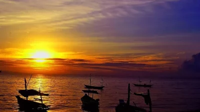 Surabaya Punya 3 Pantai Hidden Gem, Tertarik Berkunjung?
