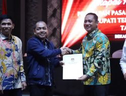 Resmi, Ade-Asep Bupati dan Wakil Bupati Bekasi Terpilih