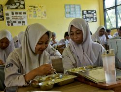 Program Makan Bergizi Gratis di Pebayuran Bekasi Tanpa Susu, Begini Penjelasan SPPG