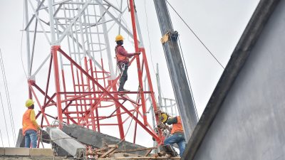 Pembangunan Tower Provider di Tambun yang Beton Penyangganya Ambruk Belum Terdaftar di Sistem Perizinan
