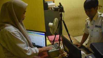 30 Ribuan Warga Jakarta Kini ber-KTP Kota Bekasi