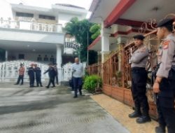 KPK Geledah Rumah Sekjen PDI Perjuangan Hasto Kristiyanto di Bekasi Timur