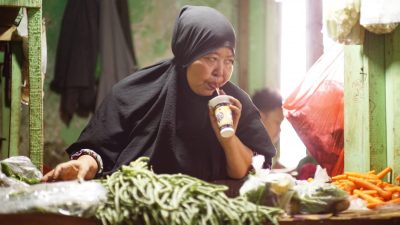 Hujan Bikin Pedagang Pasar Kranggan Rugi