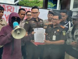 Didemo LSM Jeko, Kajari Kota Bekasi Pastikan Kasus Dugaan Korupsi Dispora Digarap