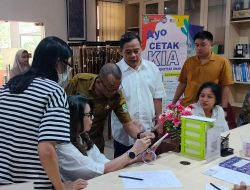 Pemerintah Kecamatan Pondok Melati Bahagiakan Warga lewat “Pomel Menyala”   