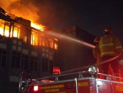 Toko Roti Legendaris di Pondok Gede Terbakar, Bakal Buka Lagi Dua Pekan Mendatang   
