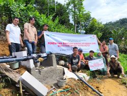 Telkom Salurkan Bantuan Sanitasi Air Bersih ke 232 Lokasi di Seluruh Indonesia
