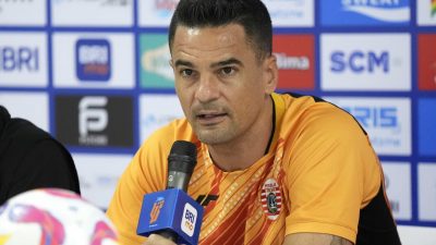 Carlos Pena Minta Dukungan Besar The Jakmania di Stadion Patriot Candrabhaga
