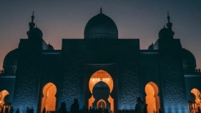 8 Keistimewaan Malam Nisfu Syaban dan Kemuliaannya