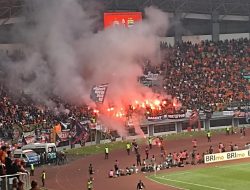 Bentrokan Suporter di Stadion Patriot Candrabhaga Kota Bekasi Gagalnya Regulasi dan Pengawasan