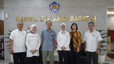 Tingkatkan Kerja Sama, Tax Center FIA UI dan DJP Jabar III Gelar Audiensi