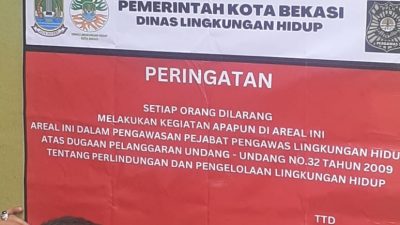 DLH Kota Bekasi Segel Permanen Saluran Limbah Warjo