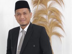 Khadimul Ummah dan Shadiqul Hukumah