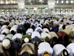 Keistimewaan Salat Tarawih Sepuluh Malam Pertama