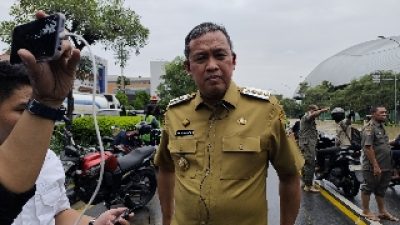 Wali Kota Bekasi Pastikan Pemerintah Beri Bantuan dan Keamanan Korban Banjir Bekasi