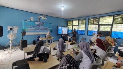 Telkom Subang Gelar Bimtek Pemanfaatan Dashboard Pijar Sekolah di SMPN 1 Cipunagara      