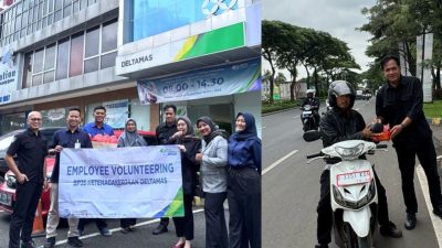 Karyawan BPJS Ketenagakerjaan Bagikan Takjil kepada Pengendara