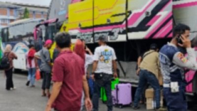 1.399 Penumpang Bus Mudik dari Terminal Bekasi di H-7