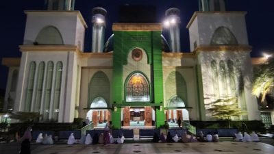 Masjid Agung Al Barkah Kota Bekasi Malam Ini Gelar Peringatan Isra Mi’raj dan Nisfu Syaban
