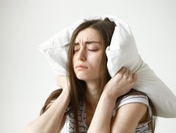 7 Cara Agar Bisa Tidur Cepat dan Nyenyak Secara Alami