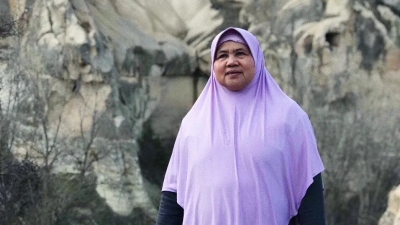 Mamah Dedeh Iseng Ikut Trend TikTok Velocity, Begini Respon Netizen