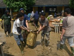 Pascabanjir, DLH Angkut 11 Ribu Ton Sampah ke TPA Sumur Batu