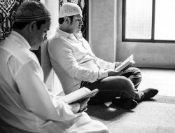 Kapan Waktu Mulai Itikaf Ramadan 2025? Catat Jadwalnya!
