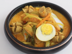 Resep Ketupat Sayur Bakso, Menu Wajib yang Ada saat Lebaran Idul Fitri